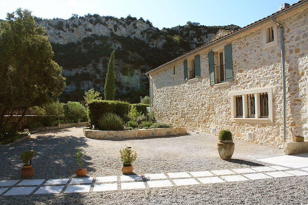 Maison Chenet - Les Chambres Entre Vigne Et Garrigue - Teritoria Pujaut Exterior foto